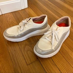 Macy’s/fitflop fashion sneakers, white/silver suede, size 7.5